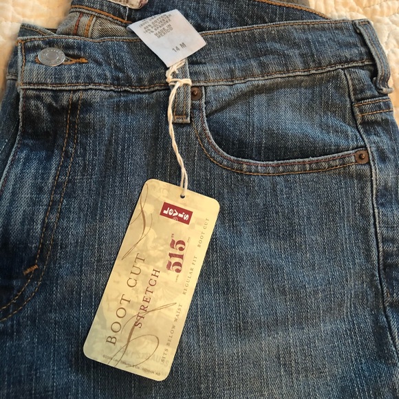 Levi Jeans - Picture 4 of 5
